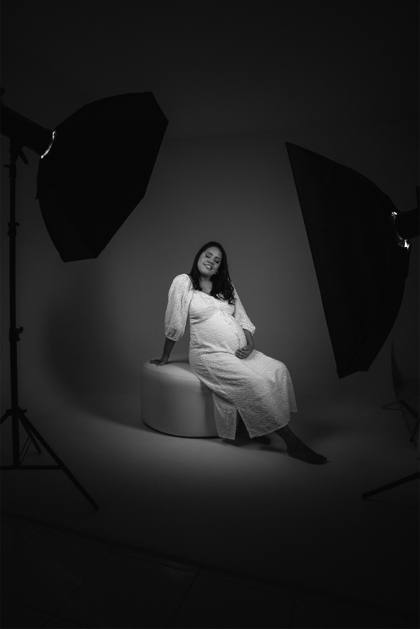 Pregnancy Portrait Package - Image 2