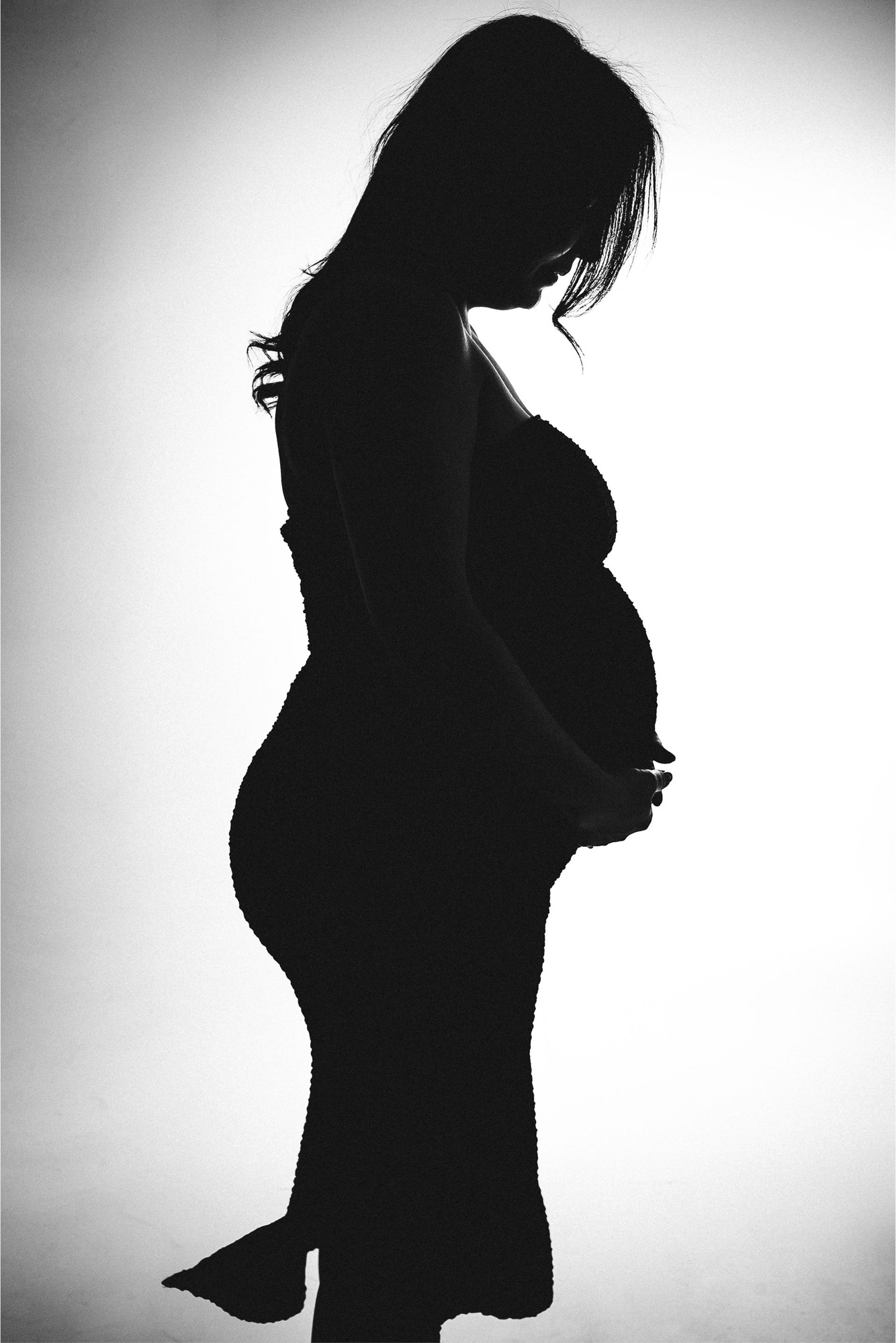 Pregnancy Portrait Package - Image 3