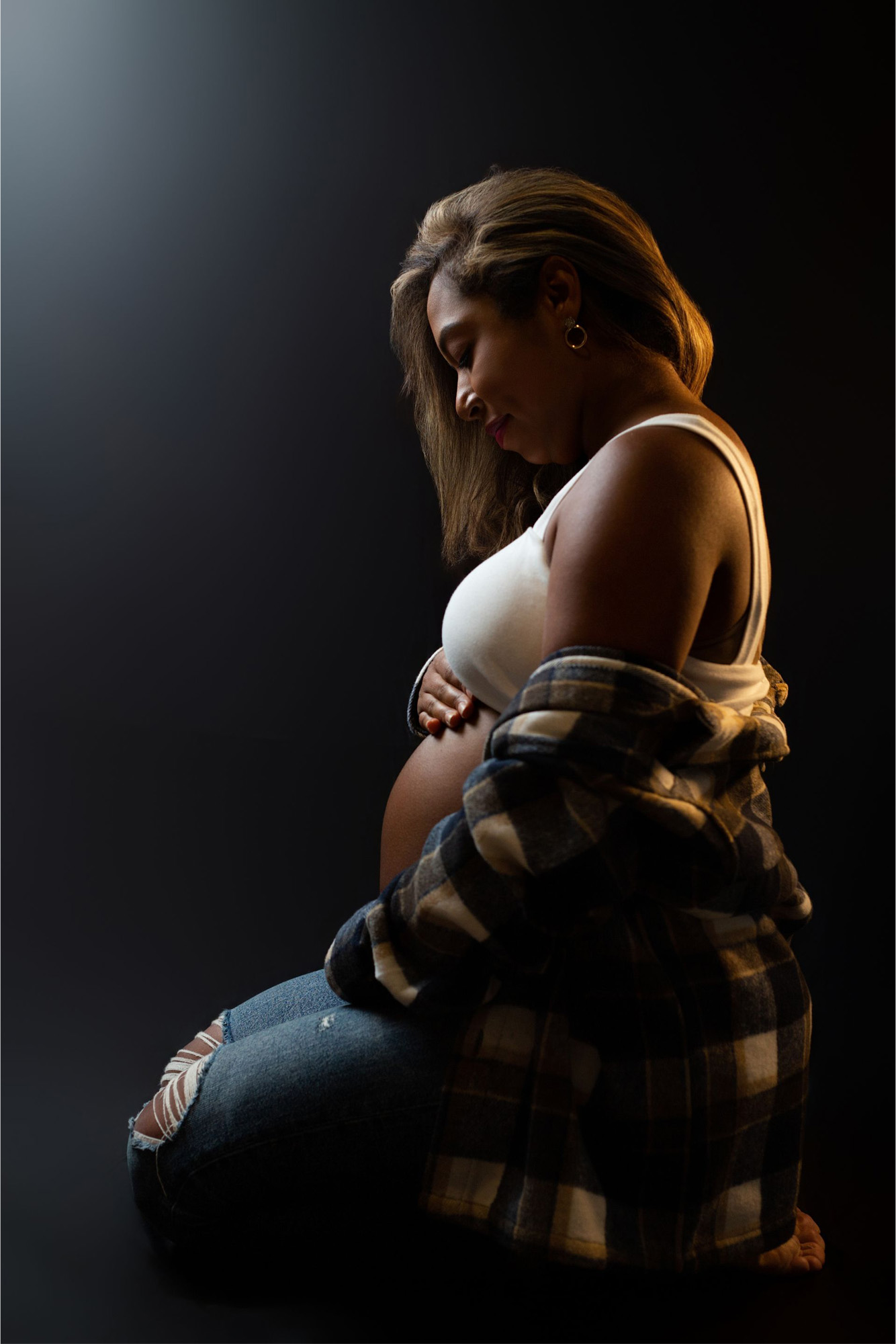 Pregnancy Portrait Package - Image 4