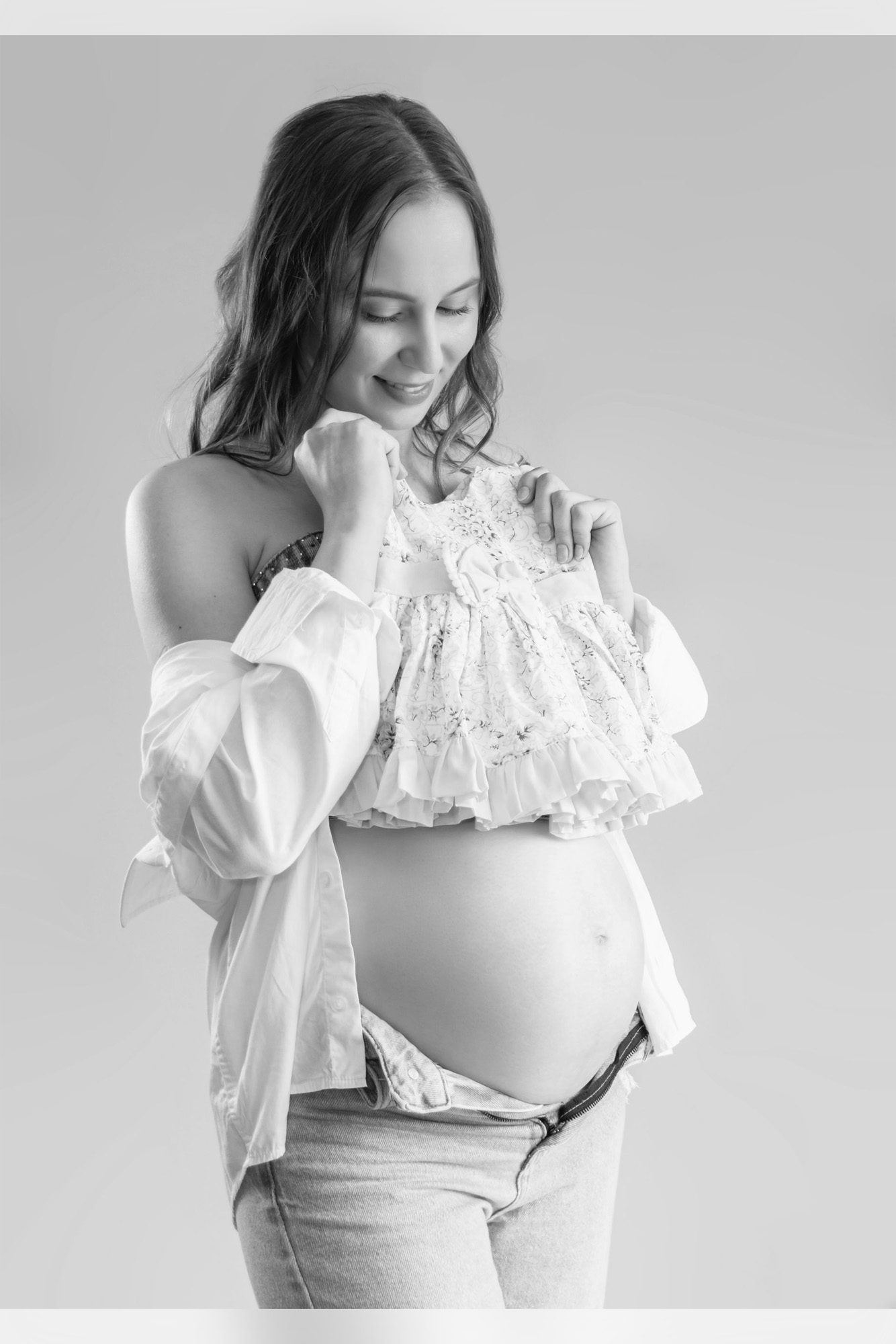 Pregnancy Portrait Package - Image 6