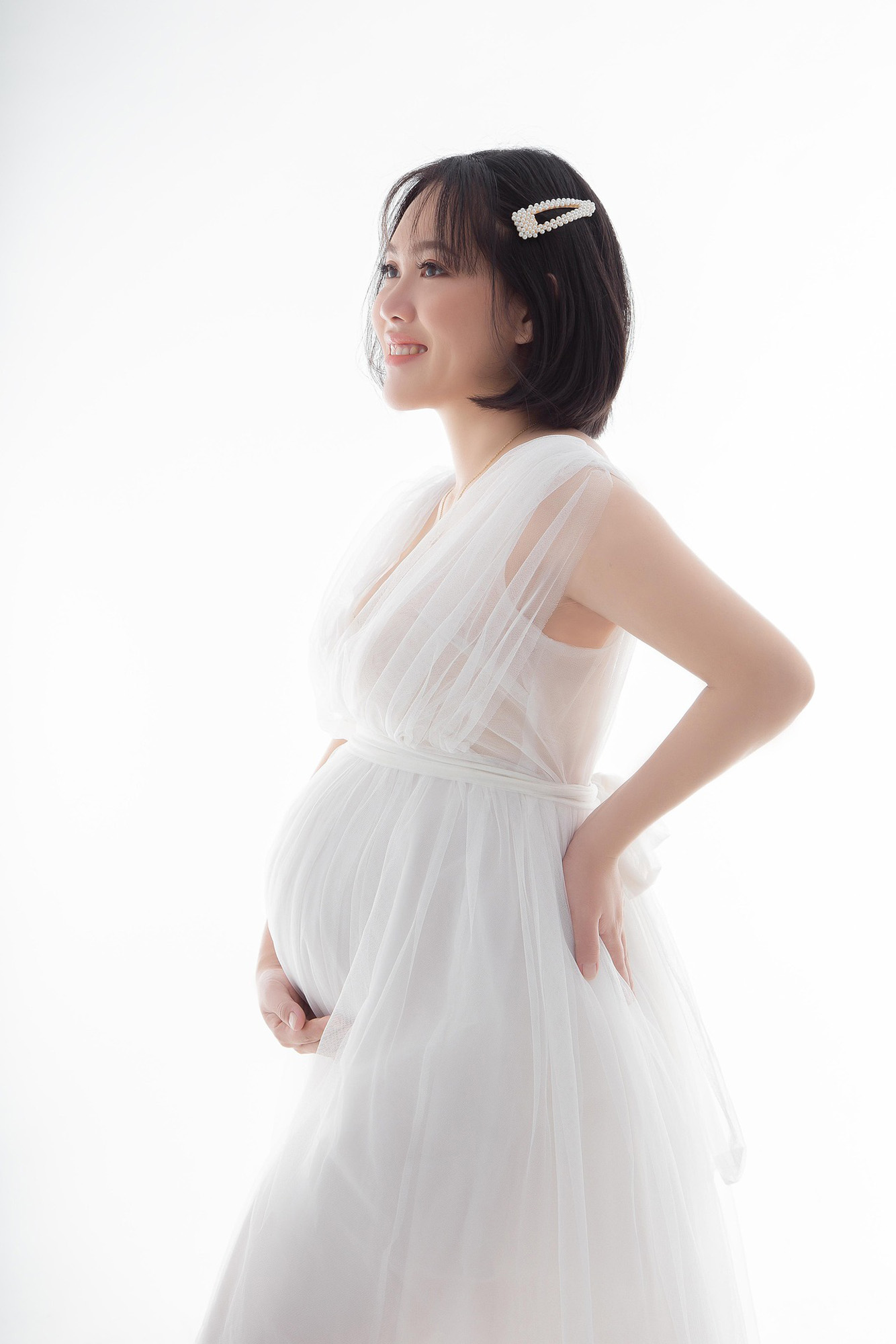Pregnancy Portrait Package - Image 7